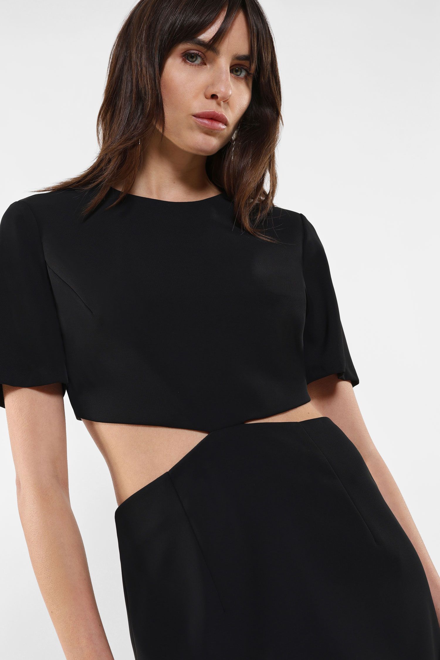 Mini abito con cut-out sui fianchi