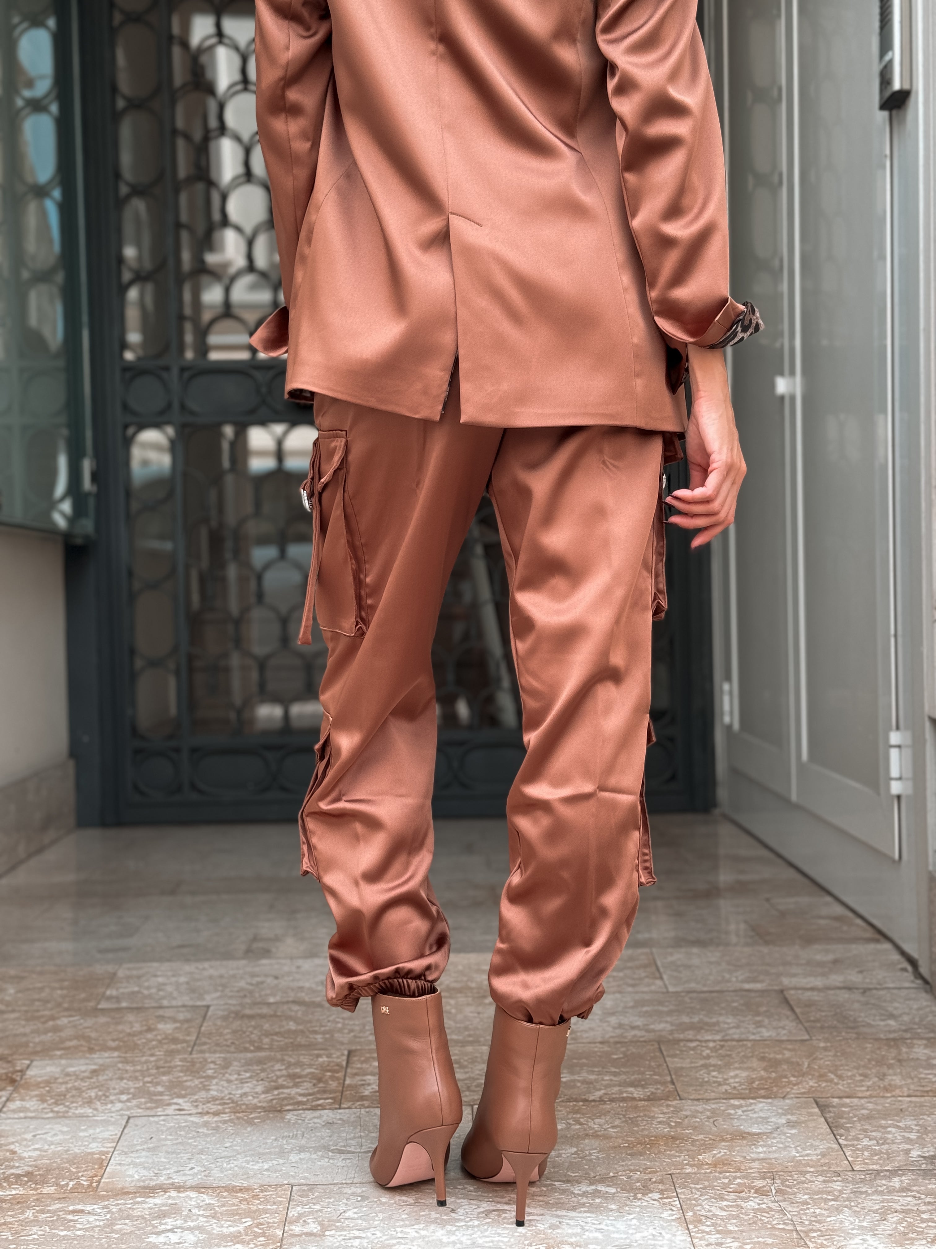 PANTALONI CARGO IN RASO