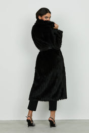 ECOPELLICCIA LUNGA CON SPILLA