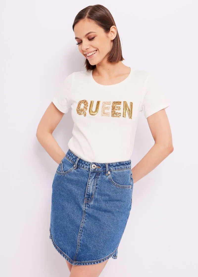 Tshirt con ricamo