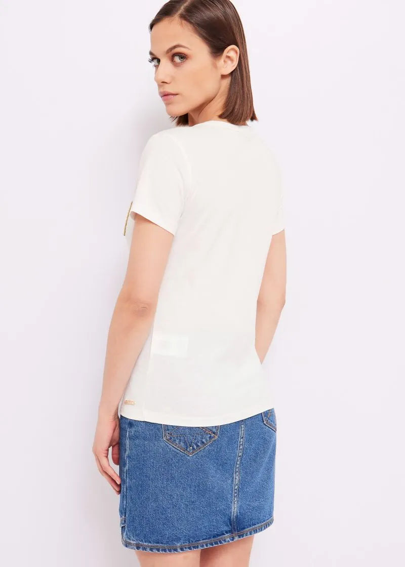 Tshirt con ricamo