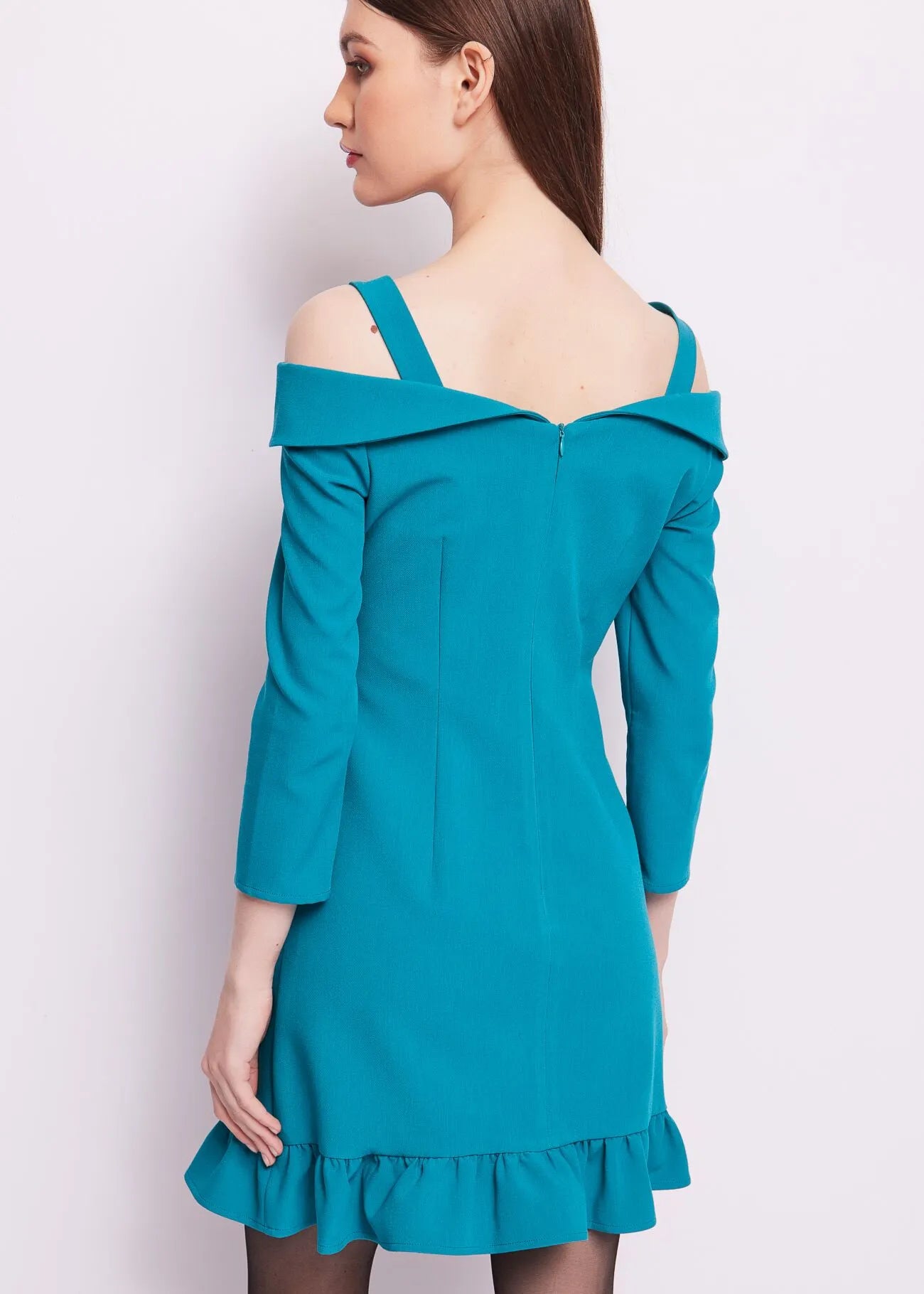 241_421DD15005_2885-P02.webp