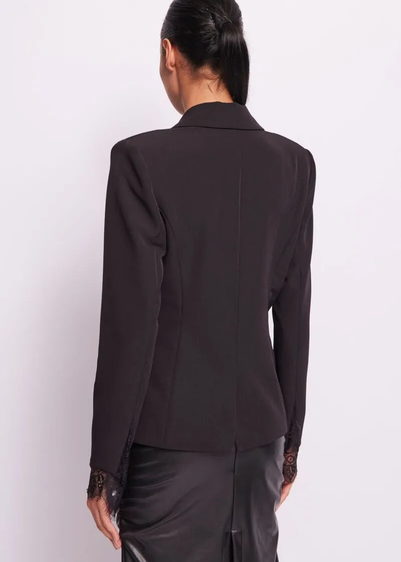 241_421DD35021_2001-P02.webp