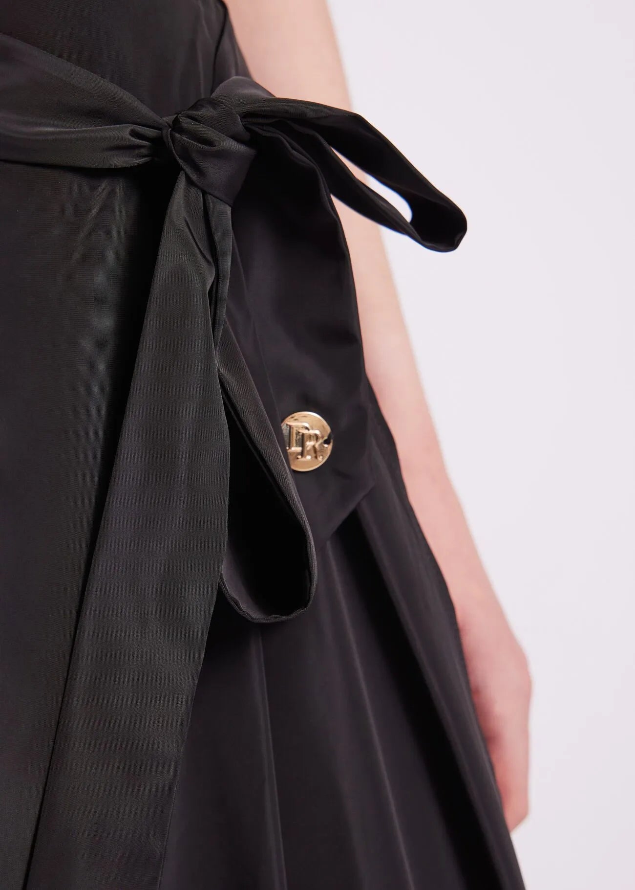 GONNA LUNGA IN TAFFETA