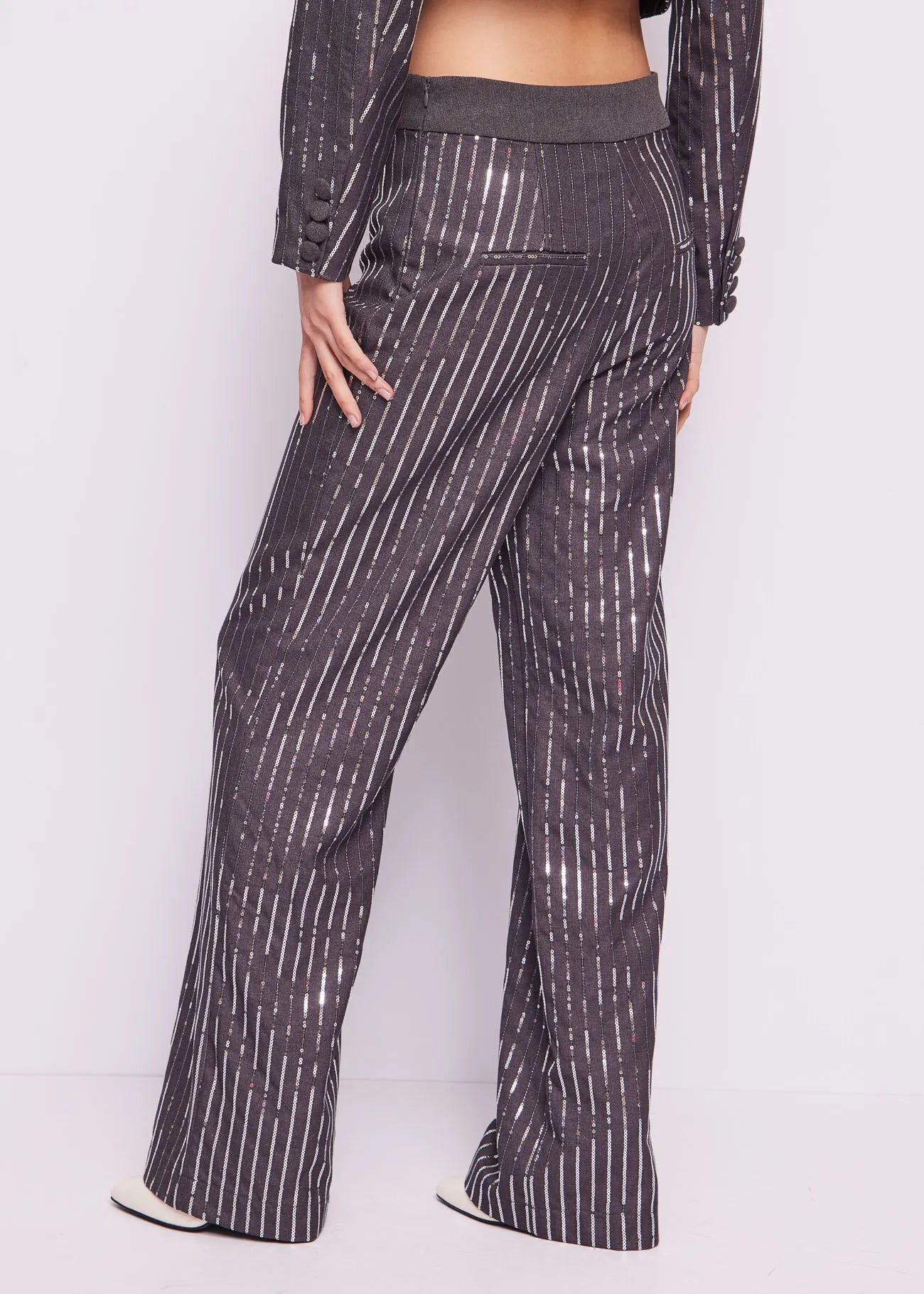 PANTALONE CON PAILLETTES