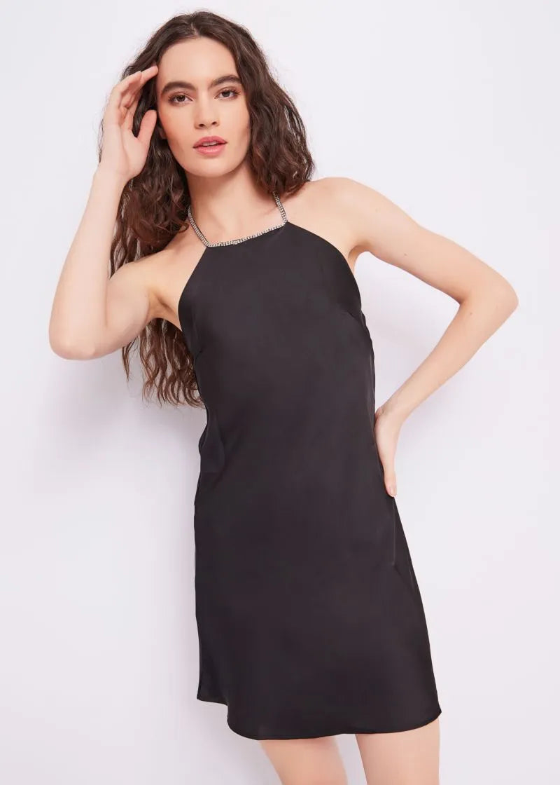 242_411DD15036_2001-P01.webp