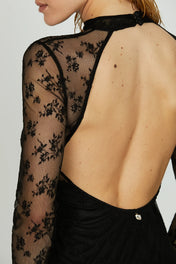 ABITO LUNGO IN PIZZO