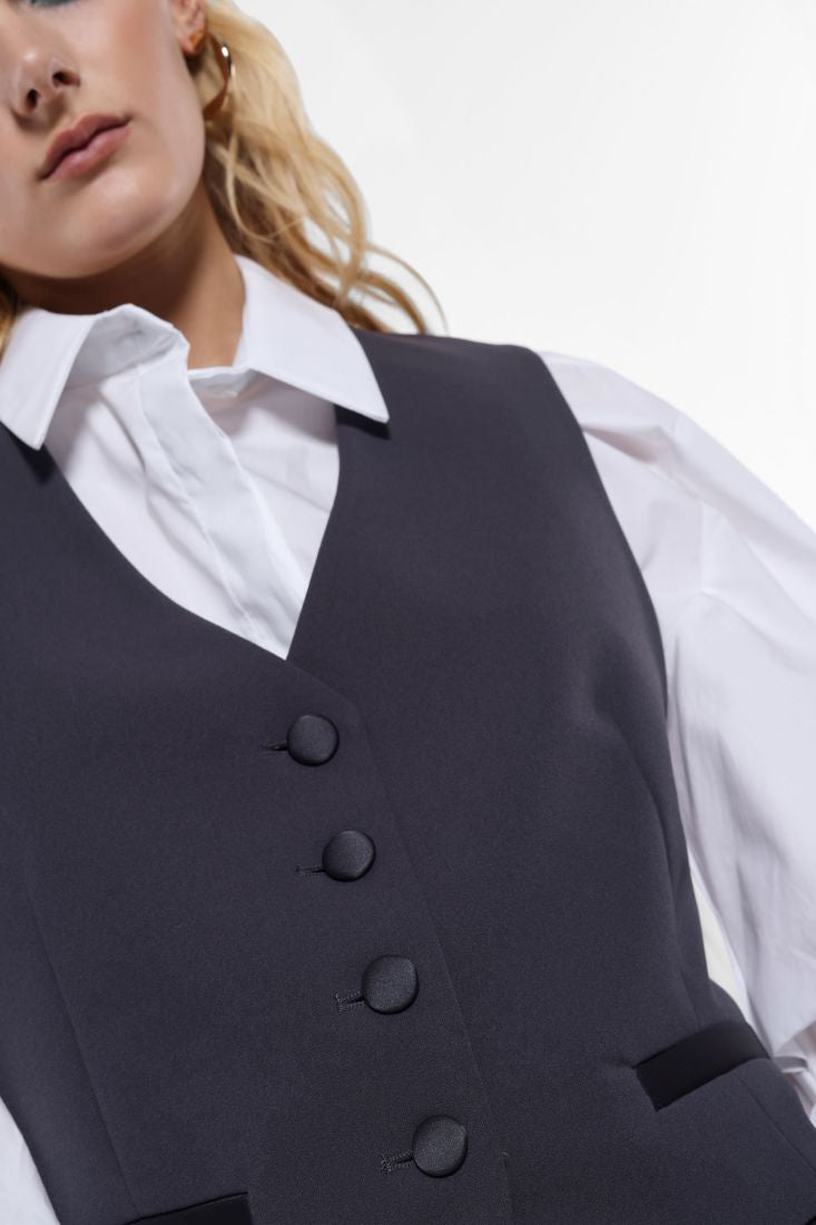 GILET CON PROFILI IN RASO