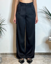 Pantaloni in raso con pinces