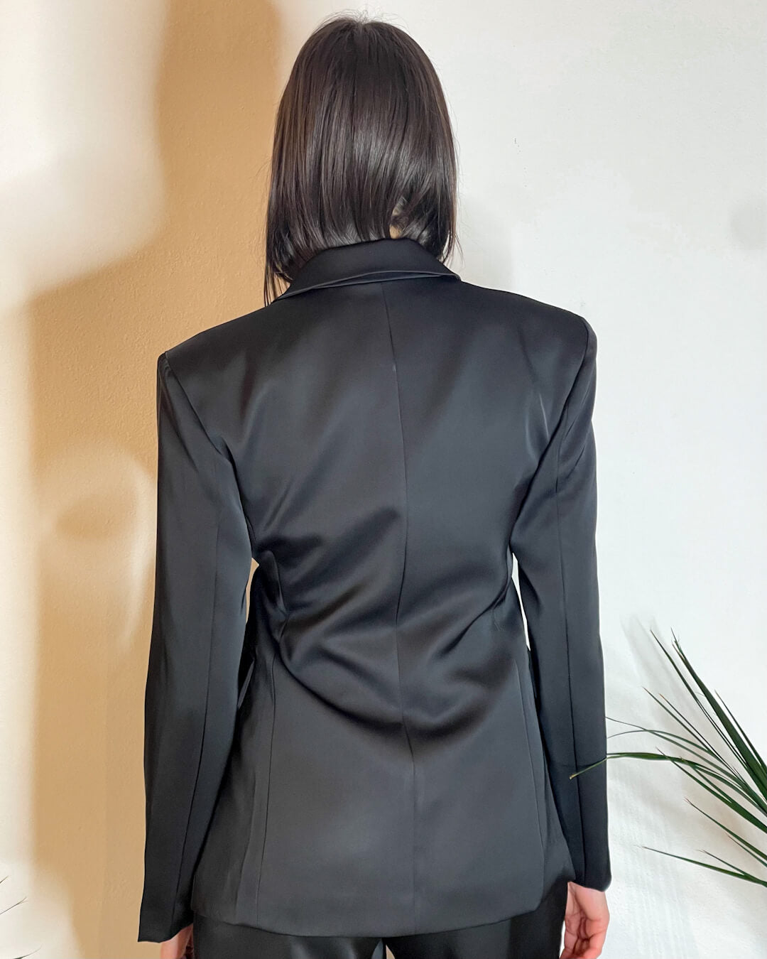 Blazer in raso con allacciatura