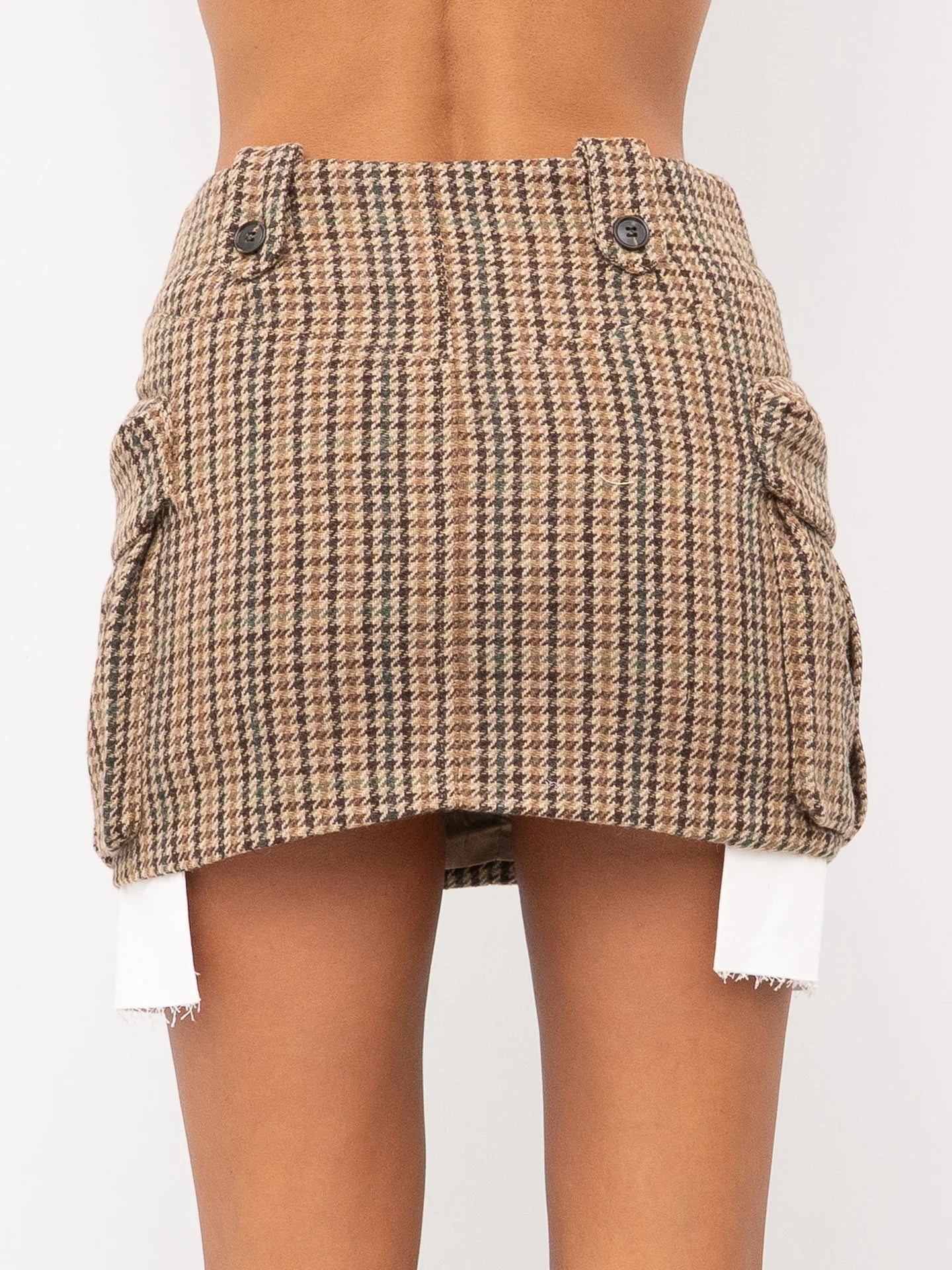 GONNA TWEED