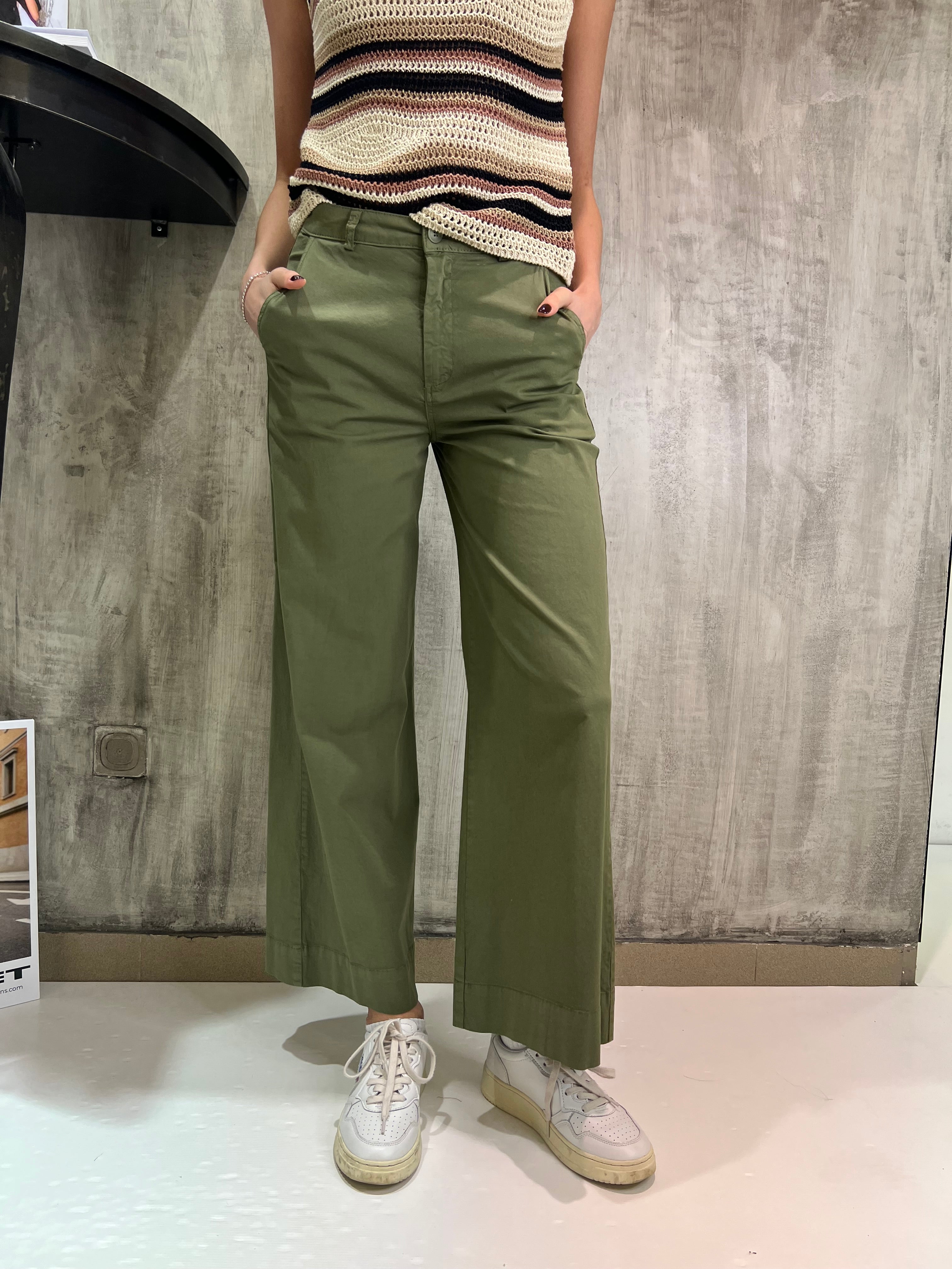 Pantaloni a palazzo