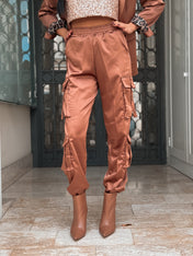 PANTALONI CARGO IN RASO
