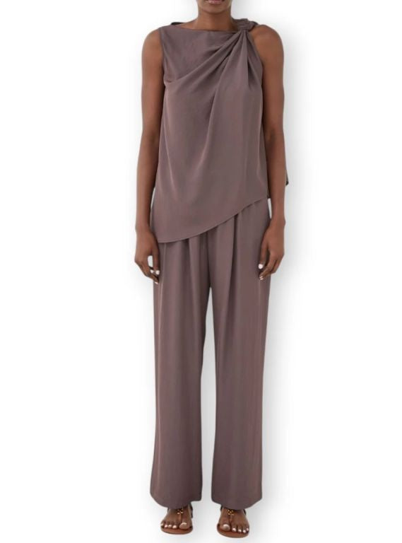 PANTALONI CON PINCES