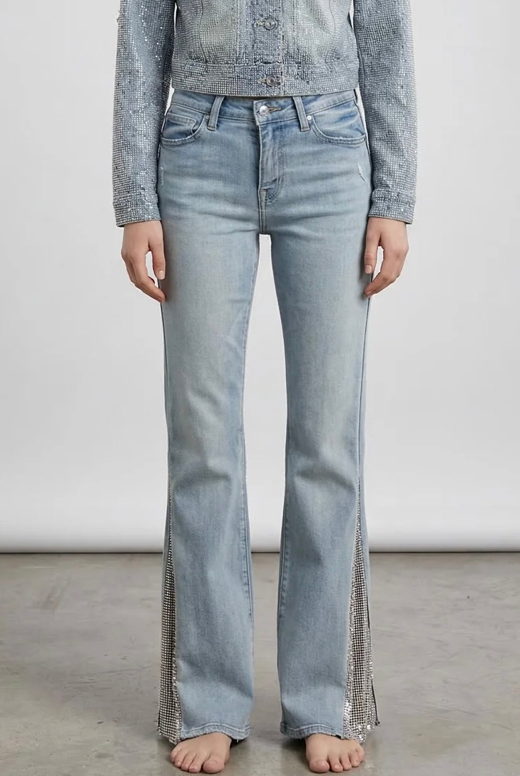 JEANS CON STRASS