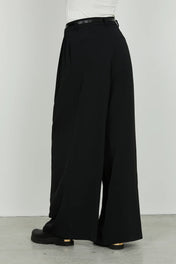 PANTALONI CON PENCES