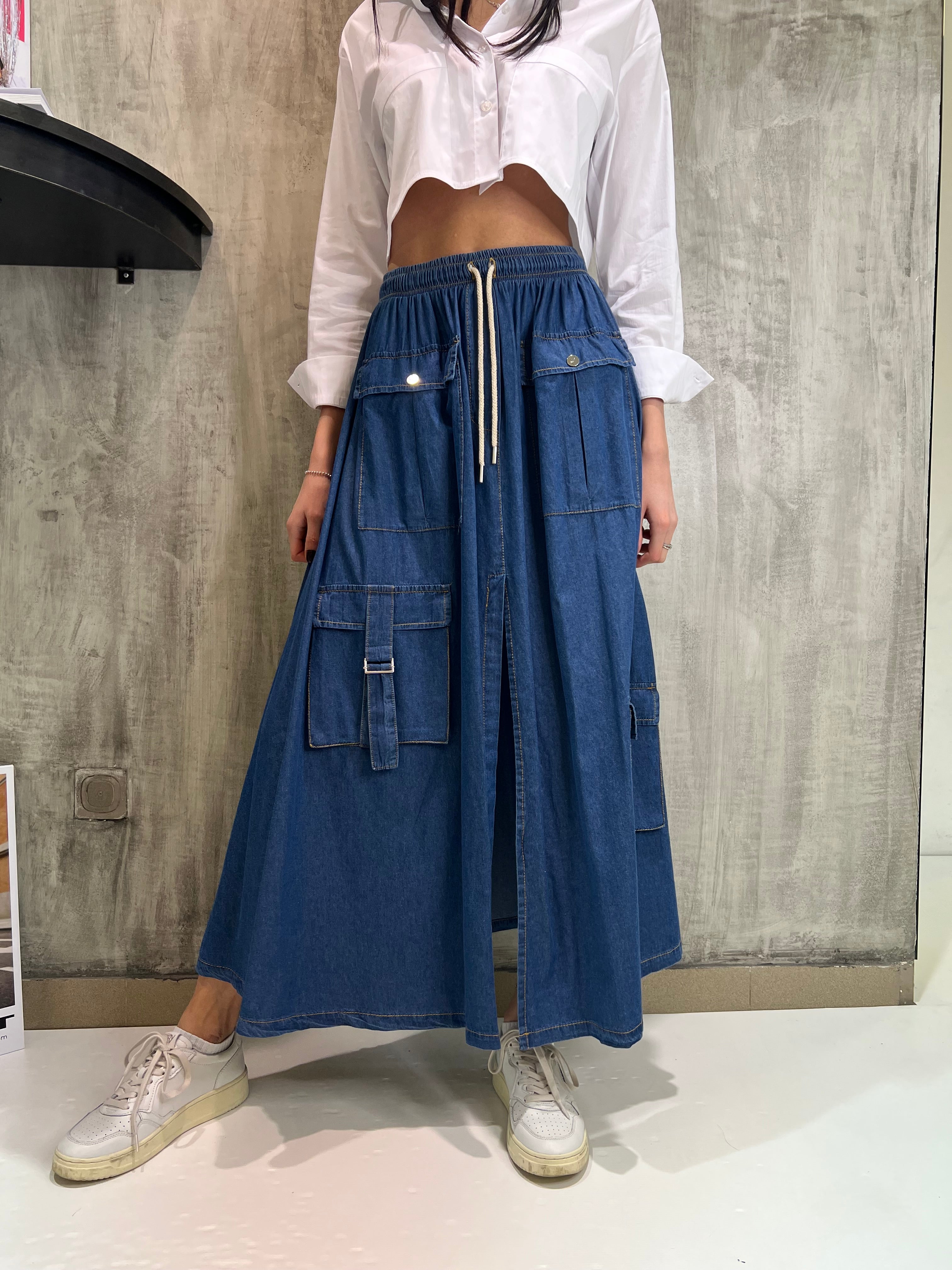Gonna lunga in denim con tasconi