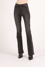 Jeans a zampetta