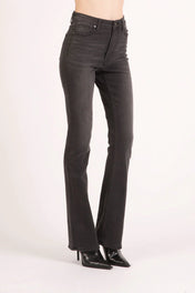 Jeans a zampetta
