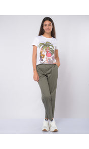 Pantalone chino con piccoli spacchi