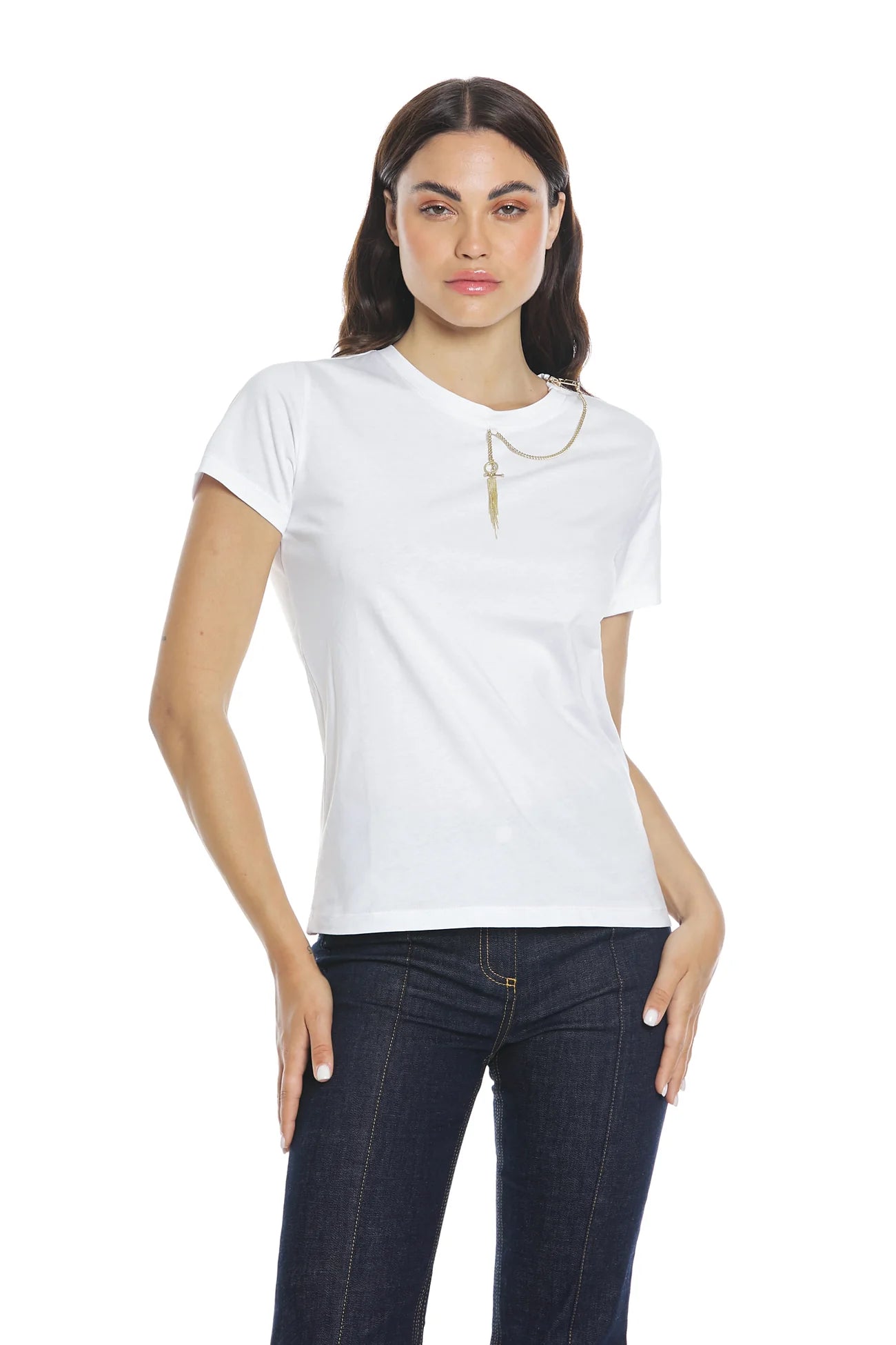 t-shirt  mezza manica con zip più collana con il pendente