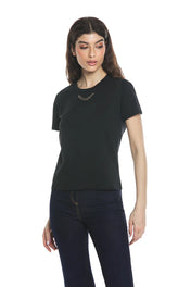 T-shirt mezza manica con collana/laccio strass