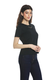 T-shirt mezza manica con collana/laccio strass