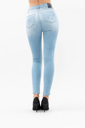 Jeans con strappi