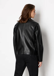 Giacca in ecopelle con zip