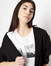 T-shirt slim fit con pailettes