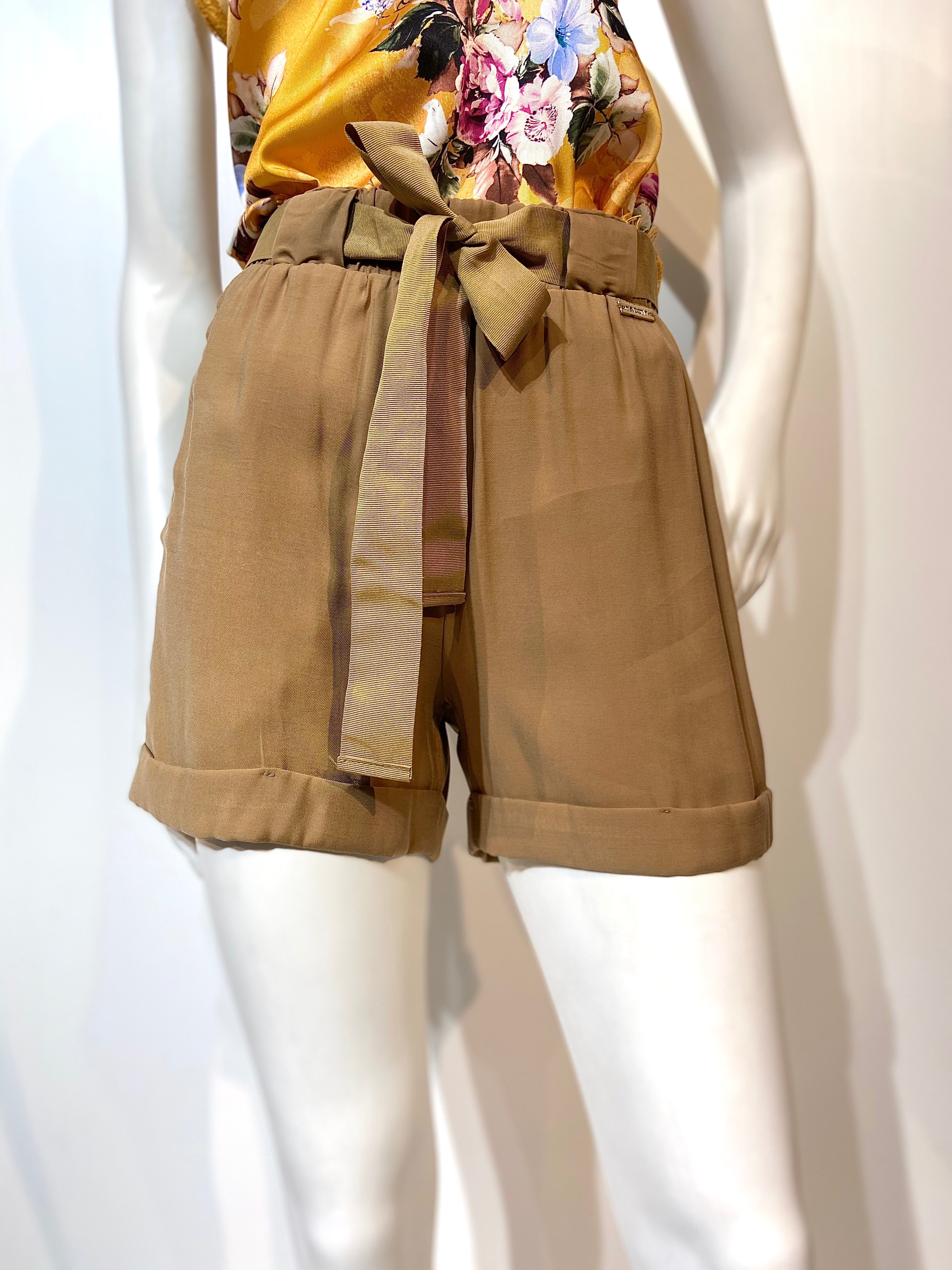 Bermuda color cognac