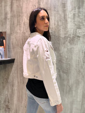 Giubbino in jeans con strass e rotture