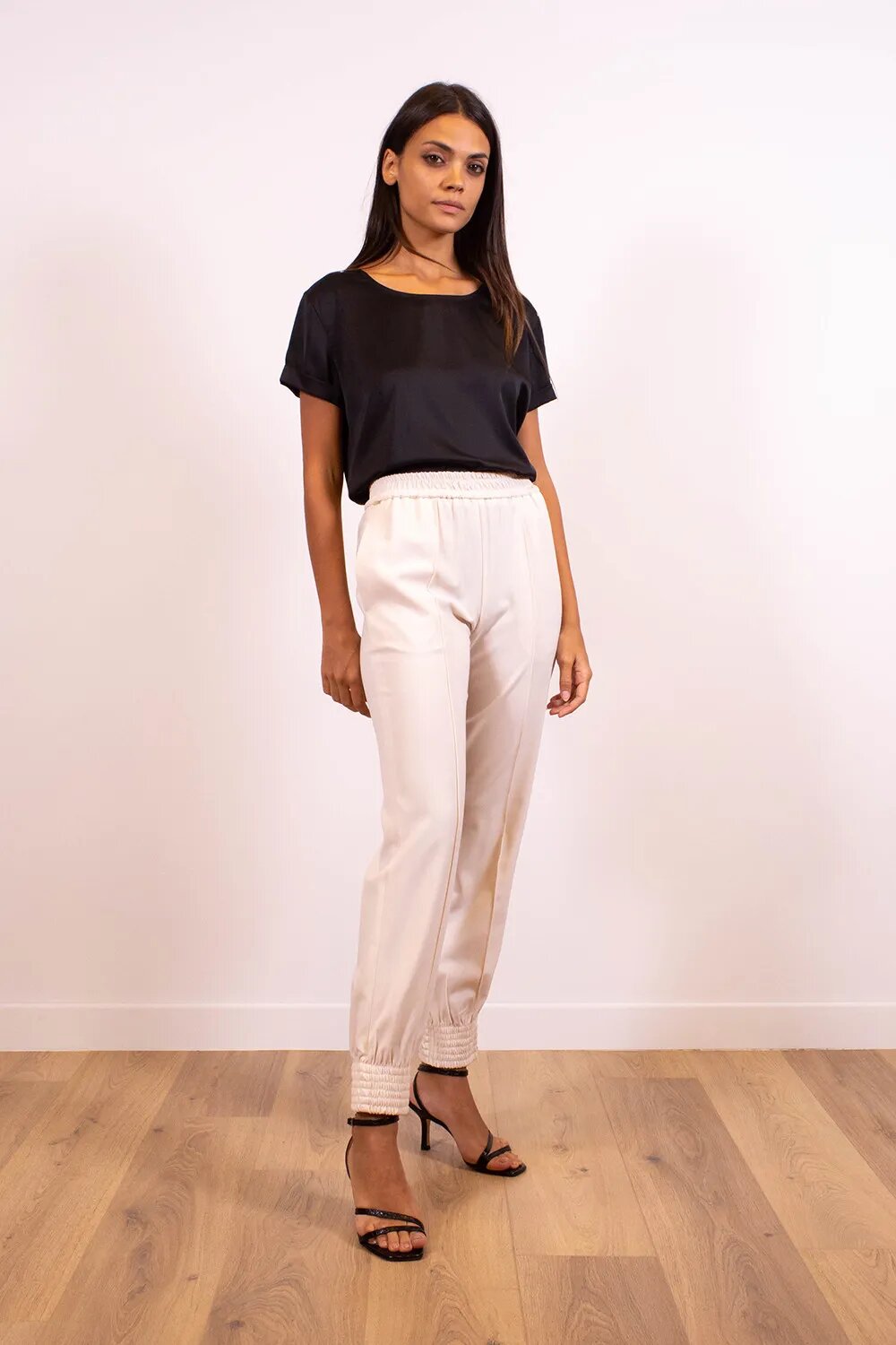 Pantaloni con elastico