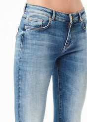 Jeans a zampa