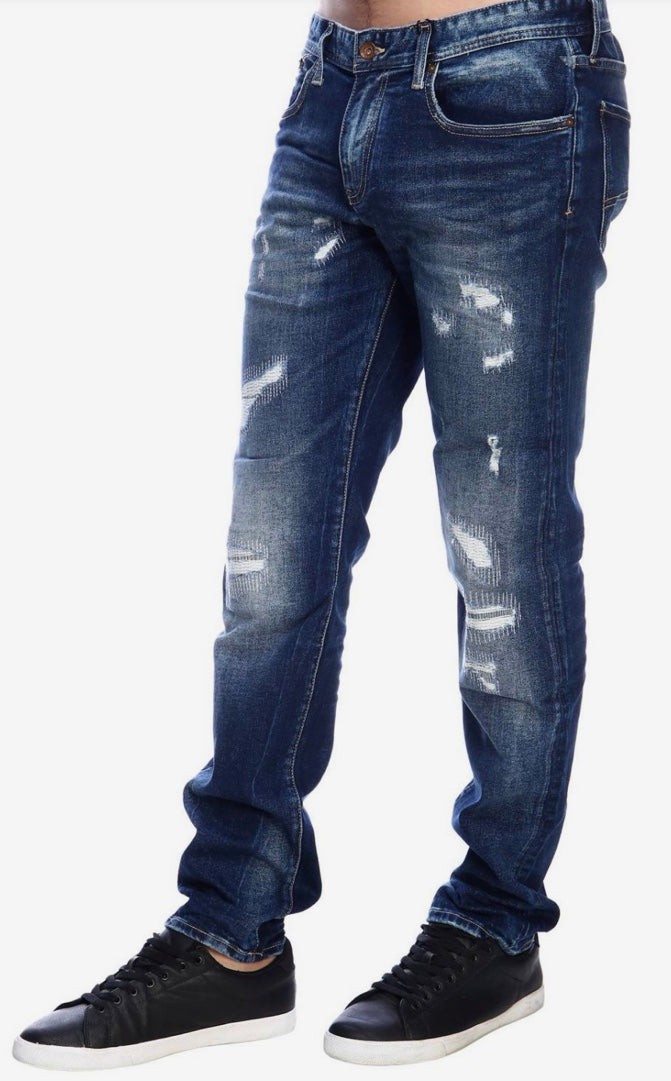 Jeans con rotture
