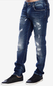 Jeans con rotture