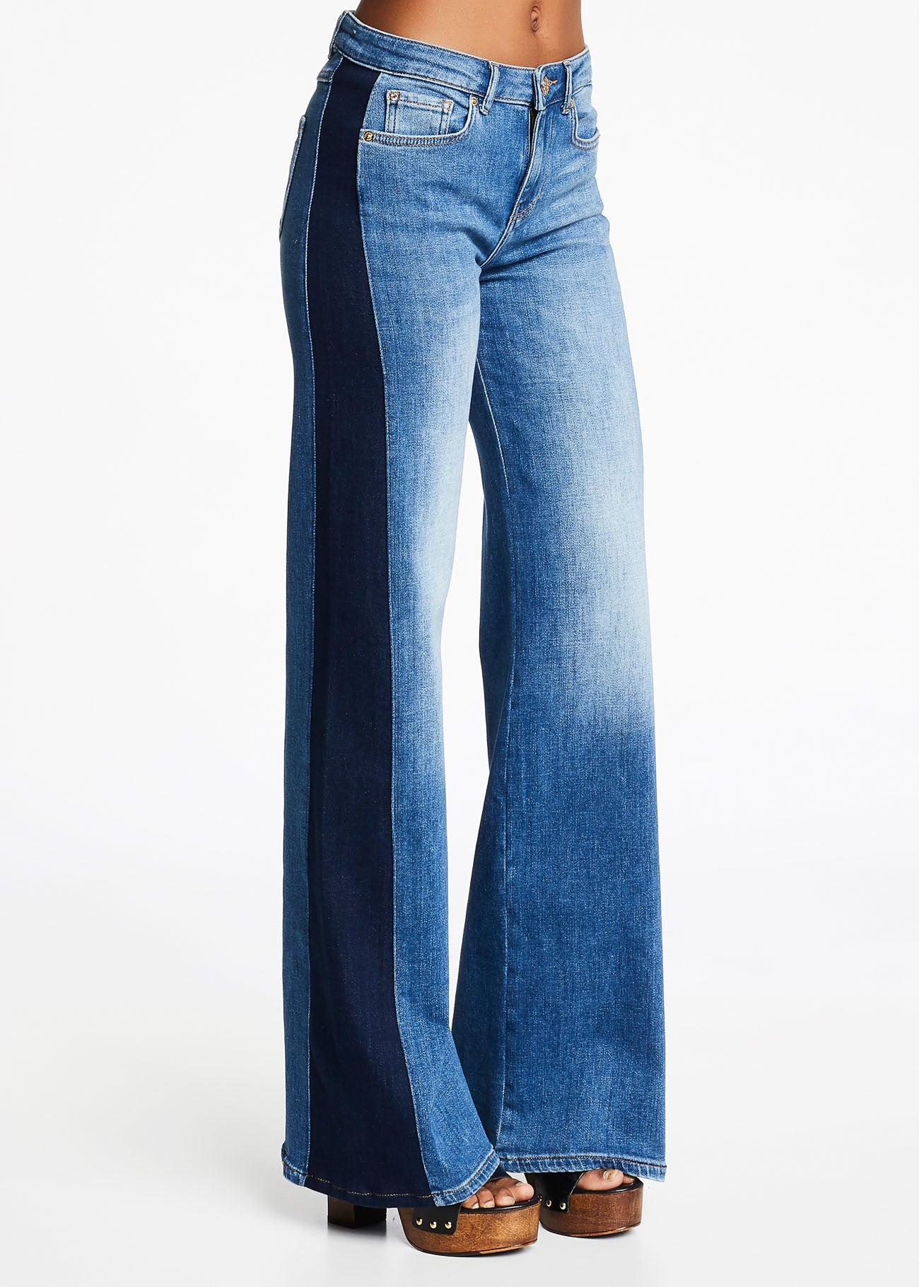 Jeans con banda laterale