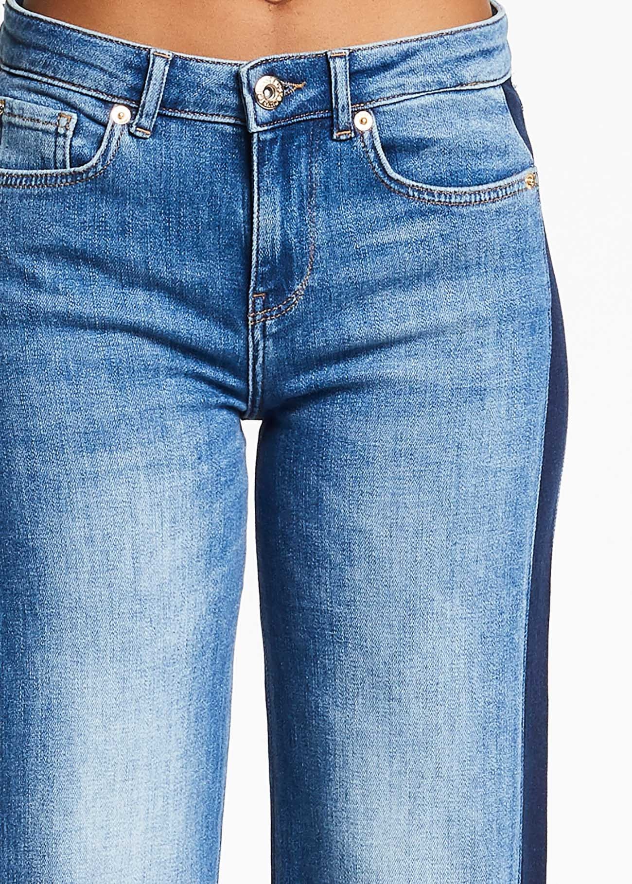 Jeans con banda laterale