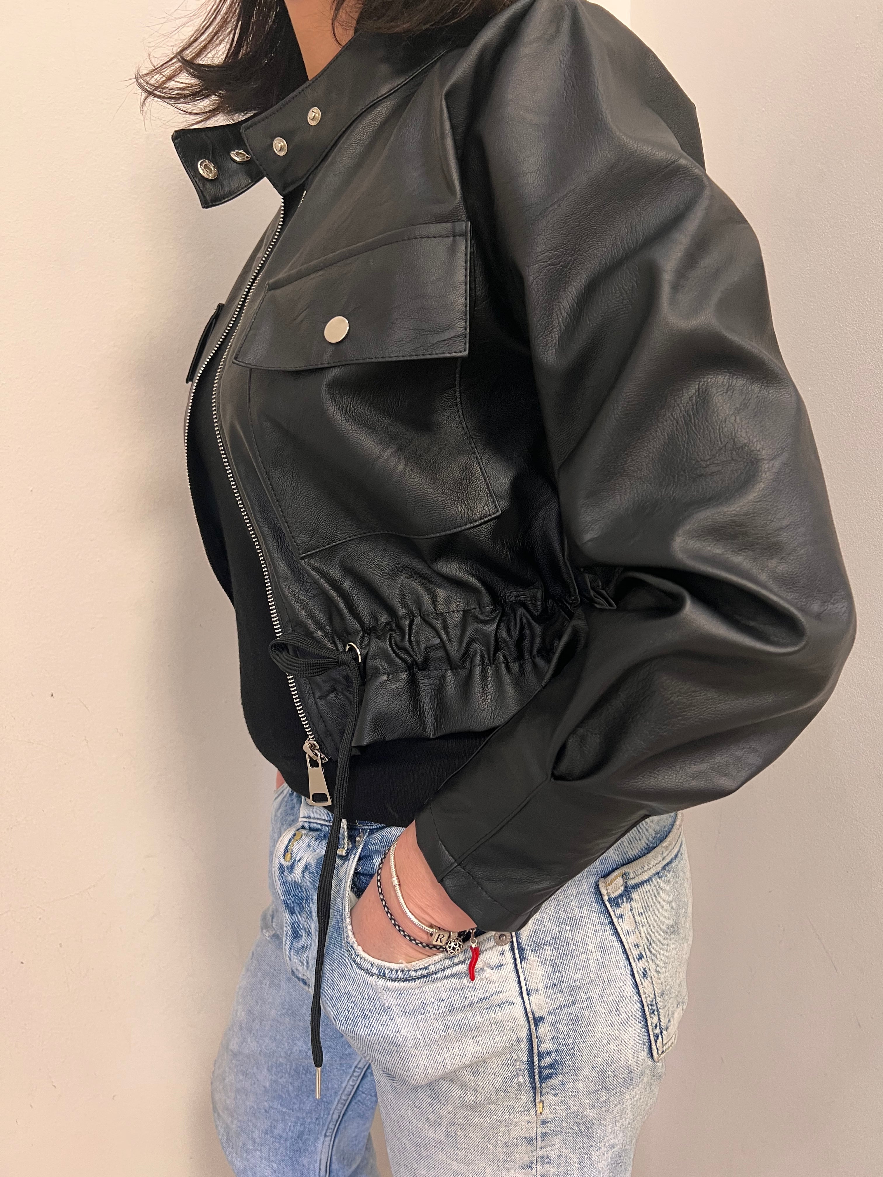 Giubbino cropped con coulisse