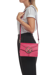 Crossbody con lettering