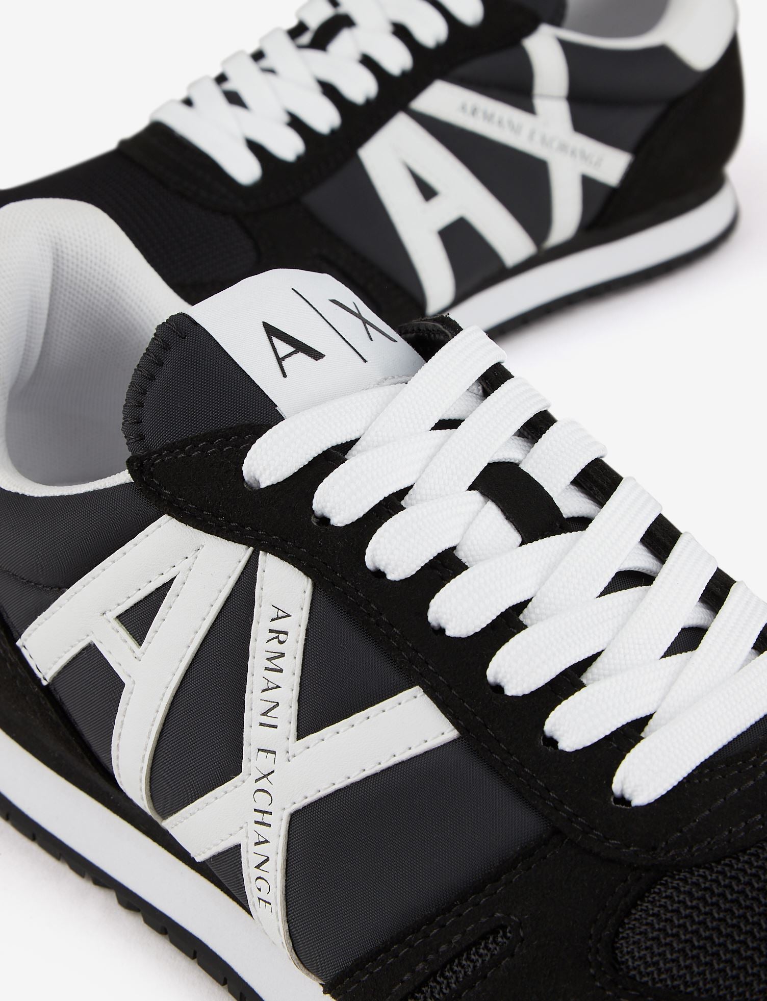 Sneakers nere
