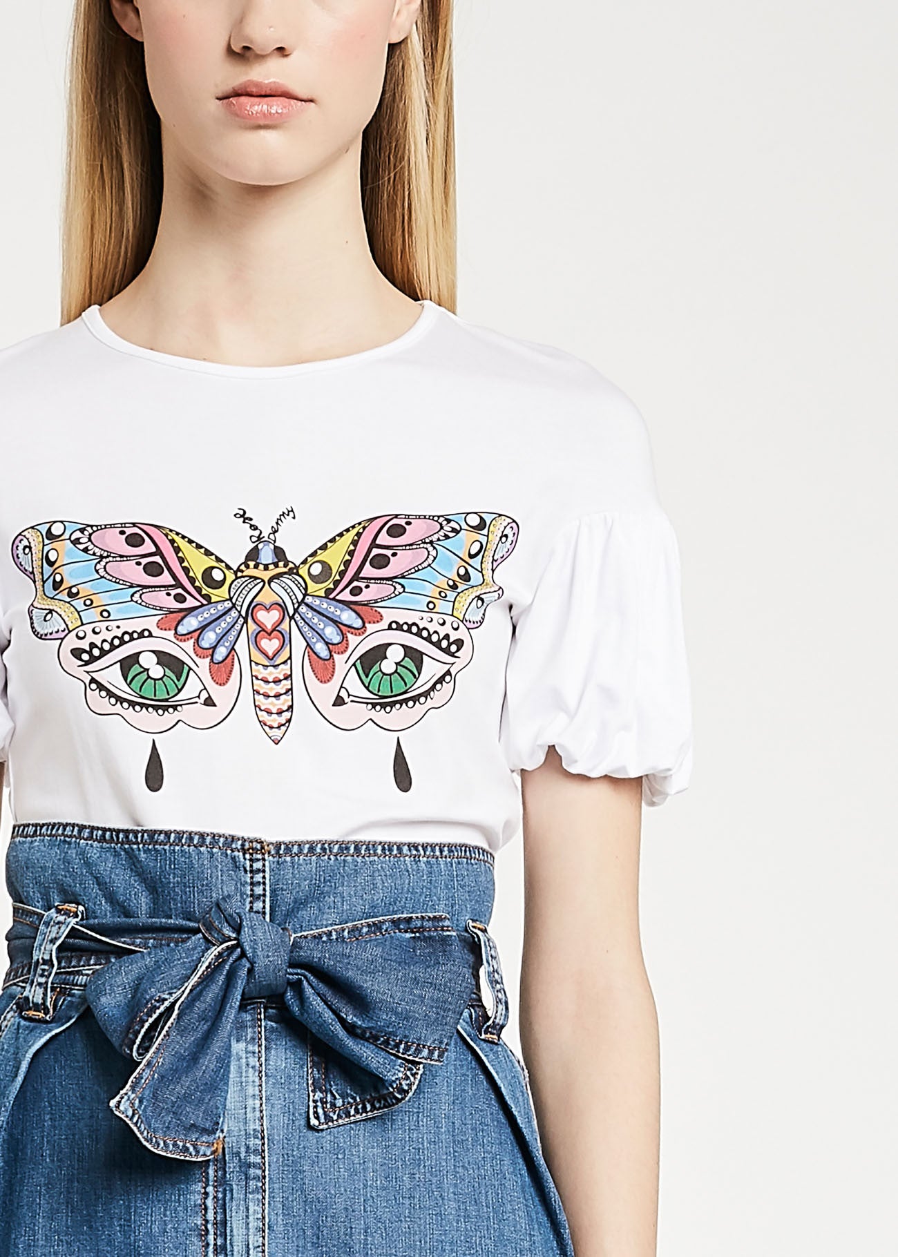 T-shirt con maniche a palloncino
