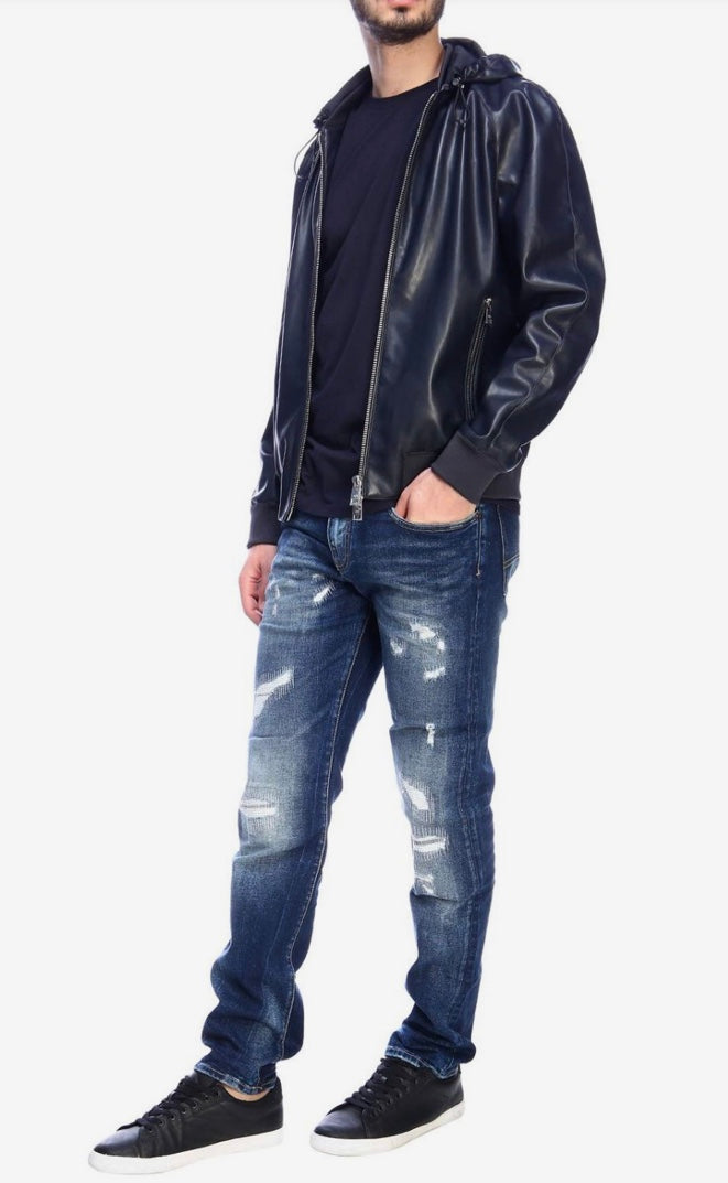 Jeans con rotture