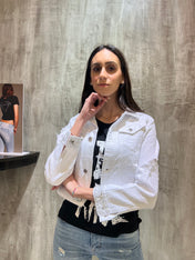 Giubbino in jeans con strass e rotture