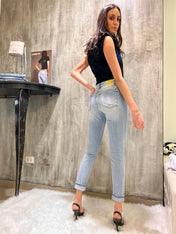 Jeans vita alta con strappi