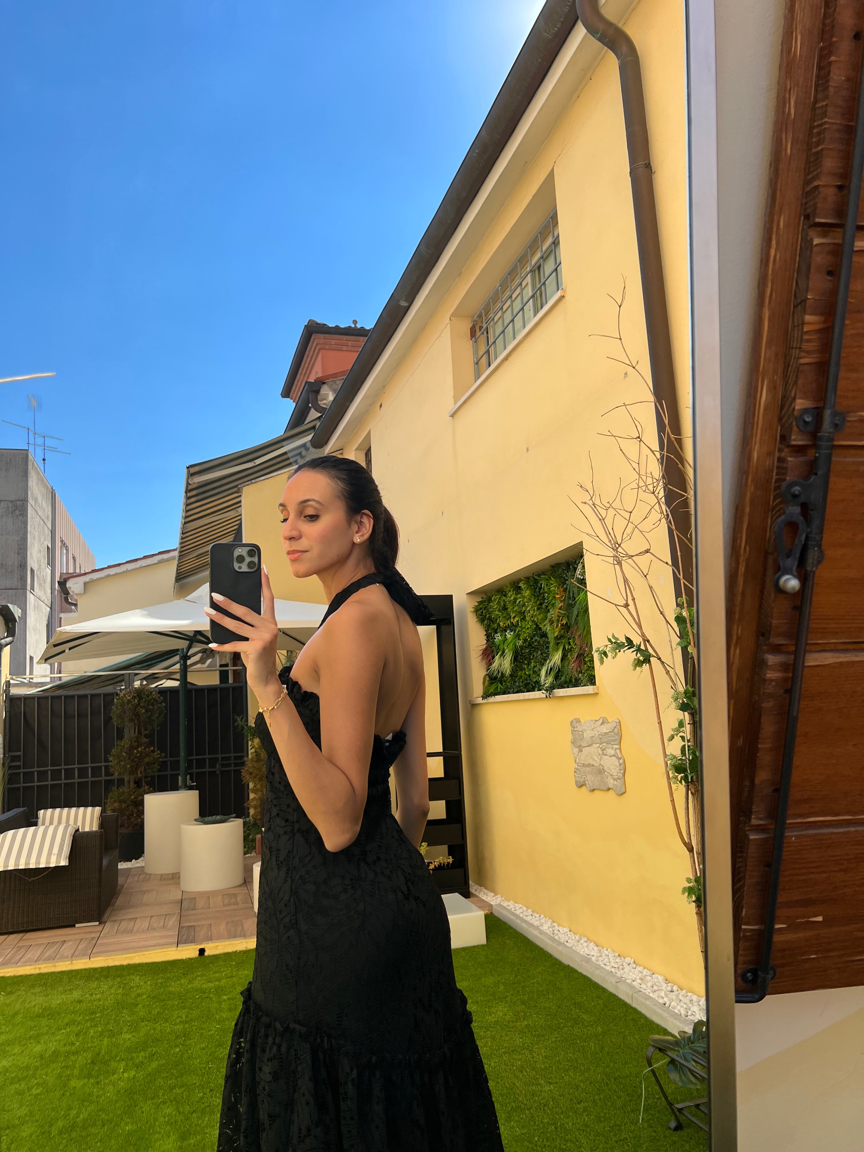 Abito midi in pizzo