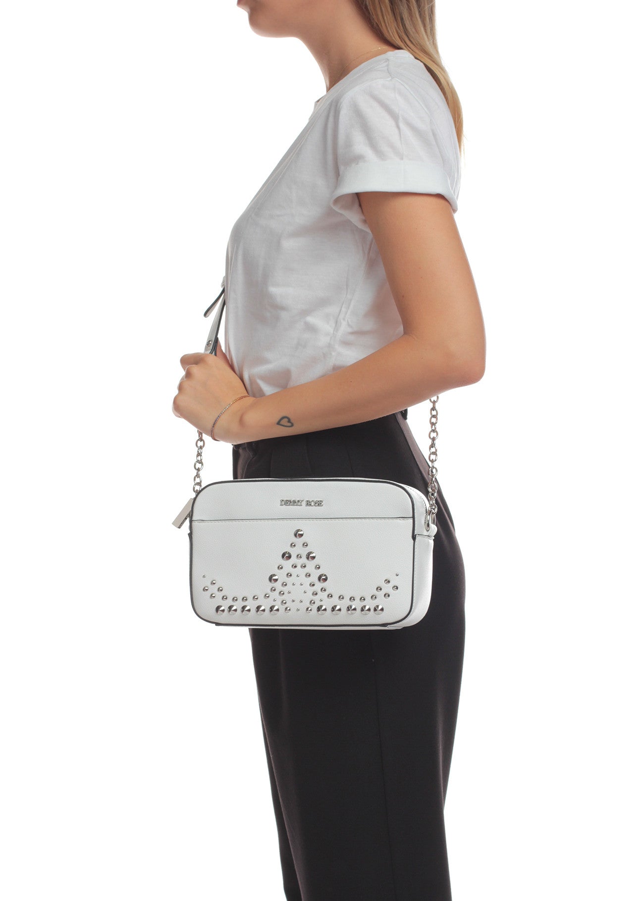 Borsa tracolla con borchie