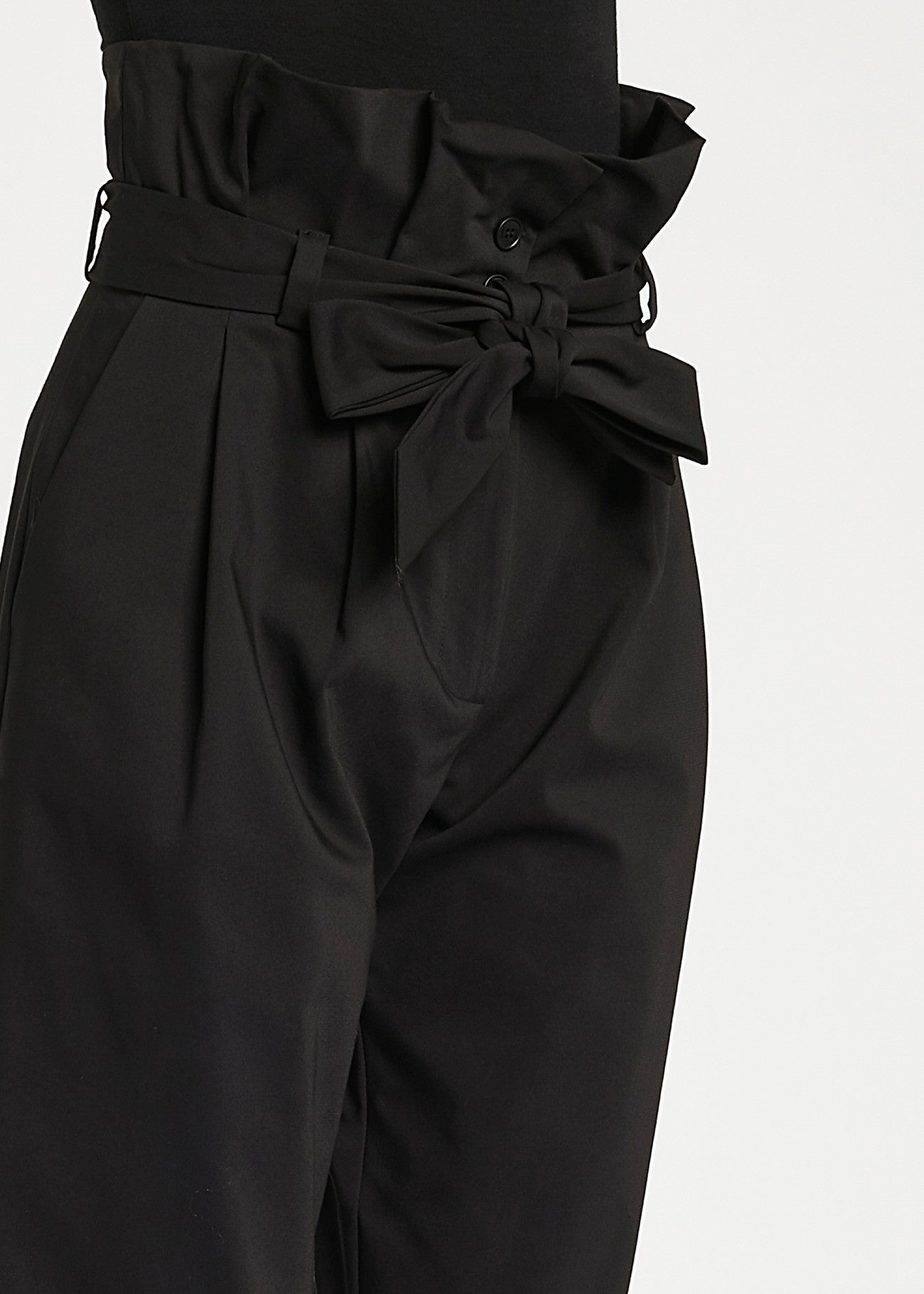 Pantaloni cropped