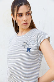 T-shirt a righe con patch