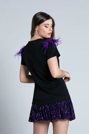 T-shirt mezza manica con piume staccabili